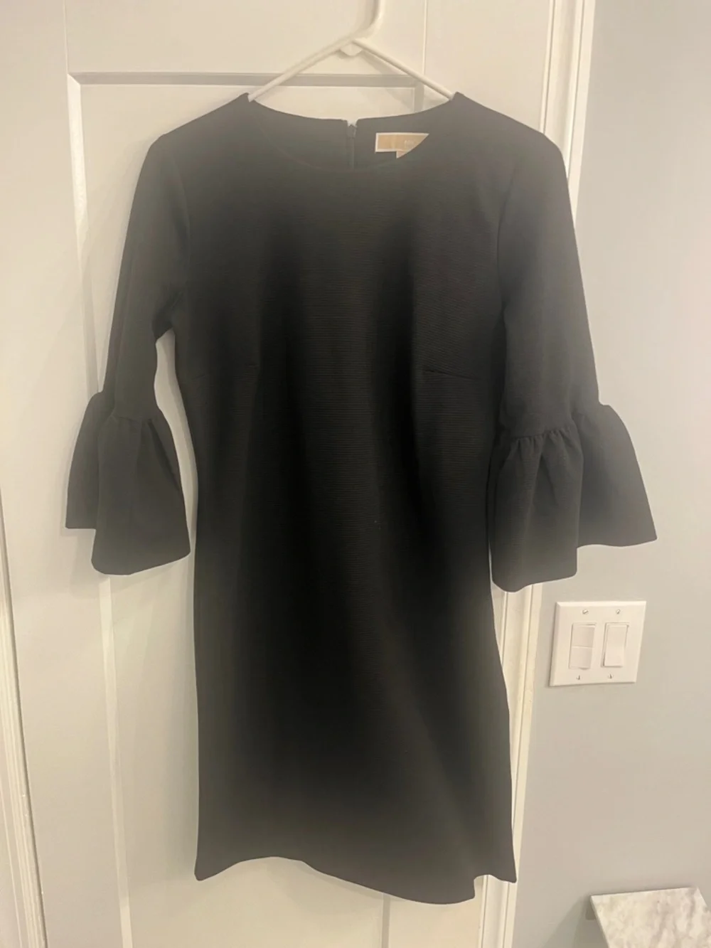 Michael Kors Black Bell Sleeve Dress XS – Excellent Condition - Picture 4 of 5
